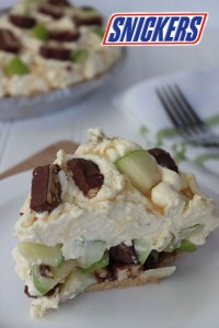 Easy Snickers Caramel Apple Pie Recipe