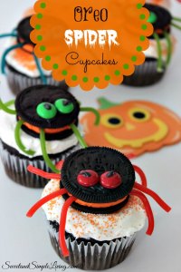 Oreo Spider Cupcakes - Sweet and Simple Living